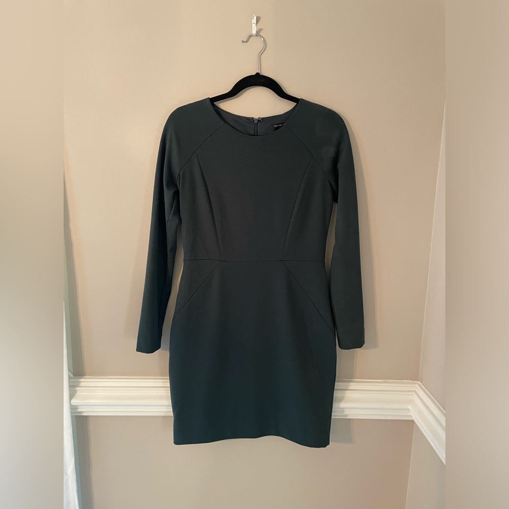Like new Banana Republic dress